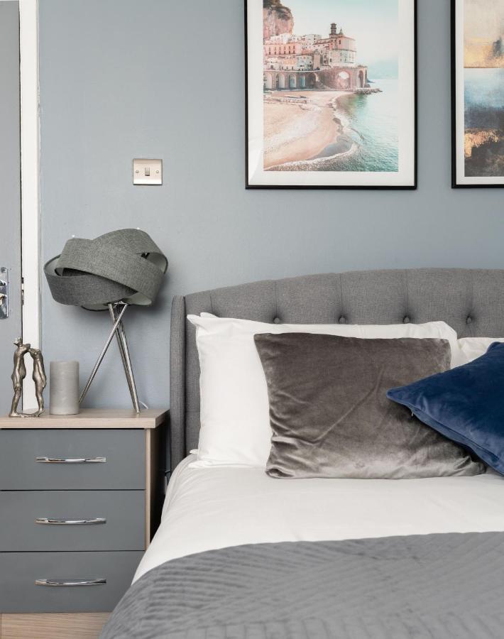 Spacious And Modern 4 Bed Apartment Next To Borough Station 伦敦 外观 照片