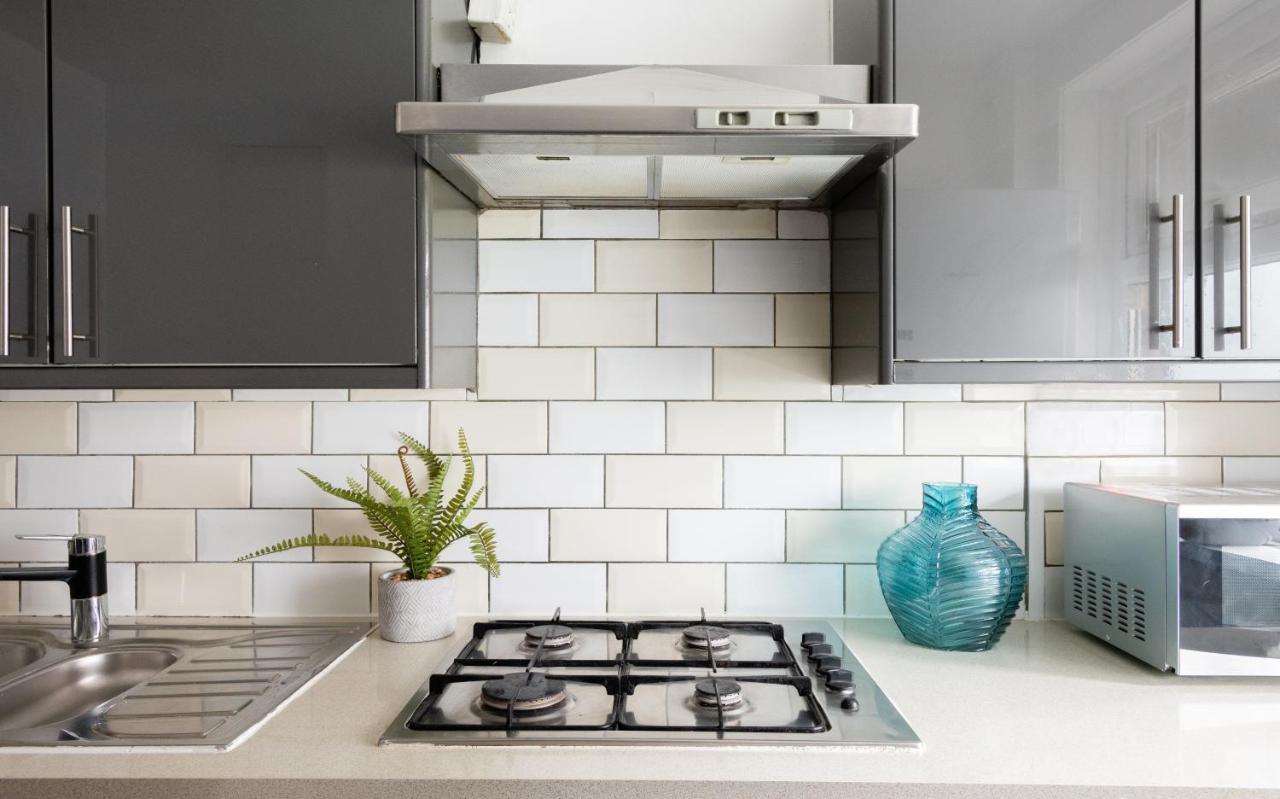 Spacious And Modern 4 Bed Apartment Next To Borough Station 伦敦 外观 照片