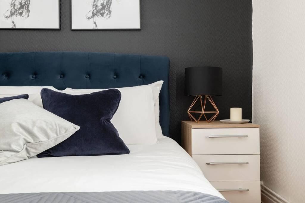 Spacious And Modern 4 Bed Apartment Next To Borough Station 伦敦 外观 照片